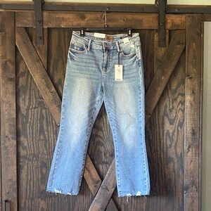 NWT Judy Blue Mid Rise Kick Flare 9/29